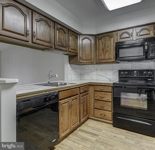 Building Photo - 20324 Butterwick Way