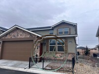 Building Photo - Available ~ $2500 4 Bed/2.5 Bath Large  To...