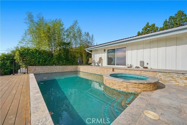 Building Photo - 5527 Burning Tree Dr