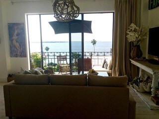 Enjoy the view - 2109 Bayshore Blvd