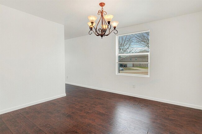 Building Photo - 10876 Rankin Dr