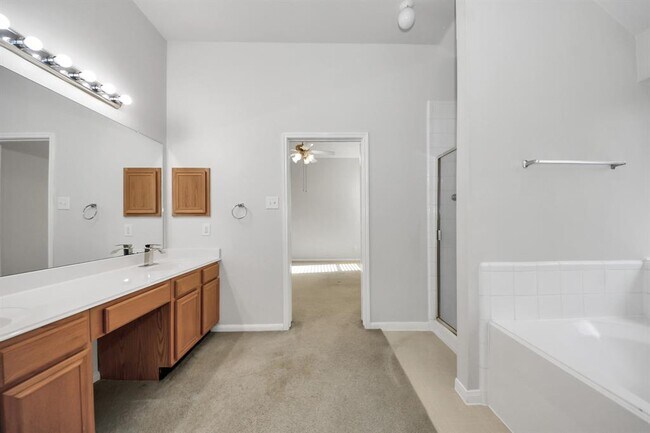 Building Photo - 21106 Brookrock Cir