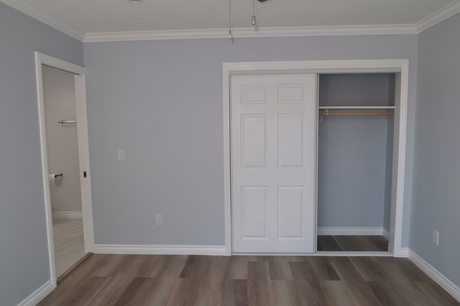 Building Photo - 9232 1/2 Coachman Ave