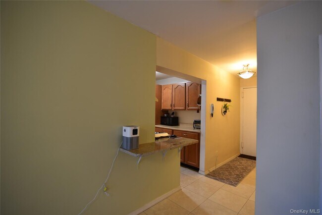 Building Photo - 54-40 Little Neck Pkwy