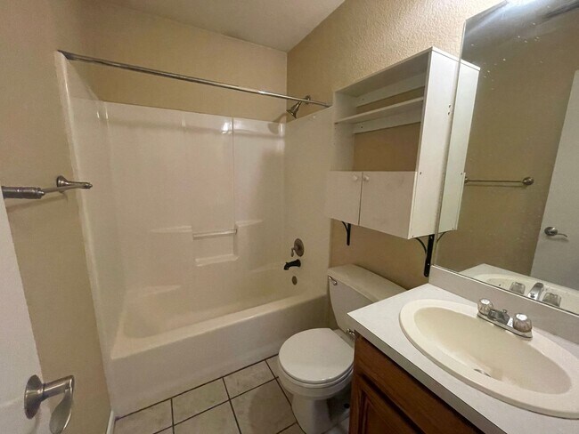 Building Photo - 3834 Purdue Ln