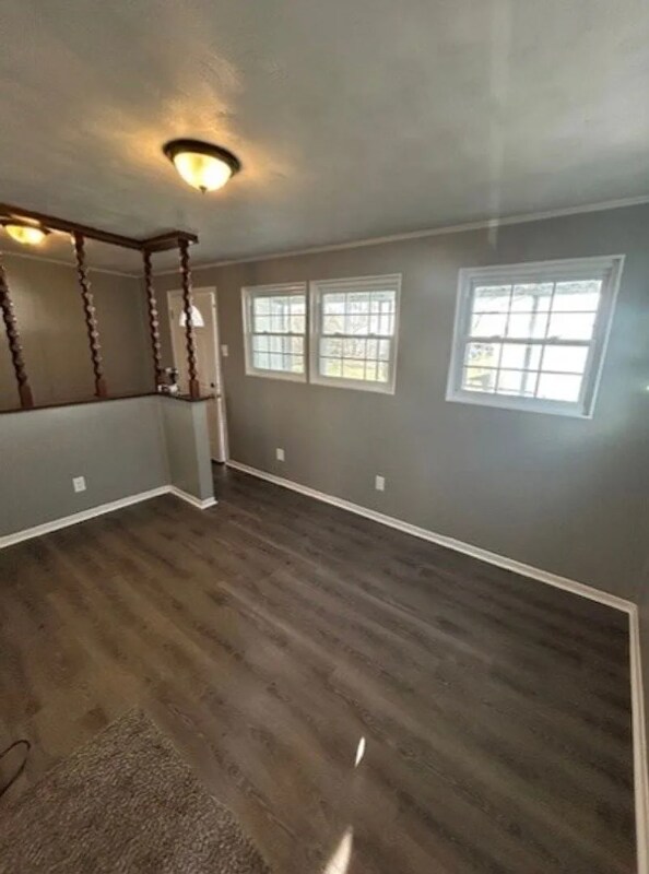 Building Photo - 11 Hissrich St