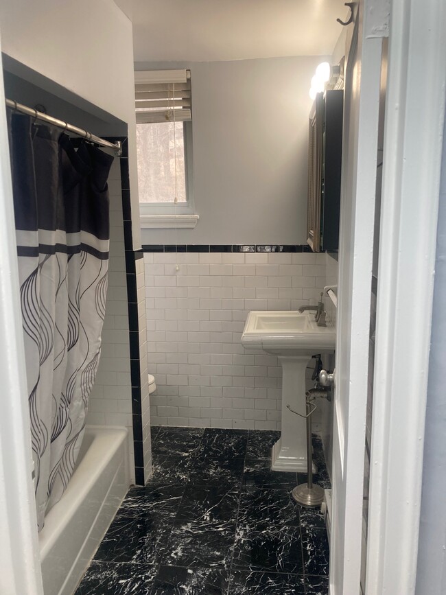 Bathroom - 230 Varnum St NE