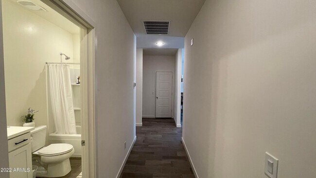 Building Photo - 19460 N 27th Pl