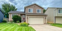 Building Photo - Spacious Elkhorn Three Bedroom!