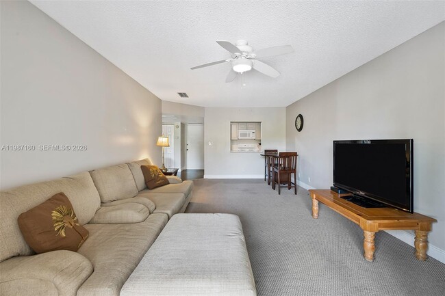 Building Photo - 101 E McNab Rd