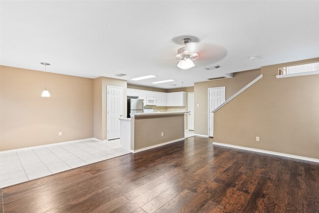 Building Photo - 51 Marble Rock Pl