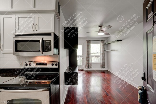 Building Photo - 1 br, 1 bath Condo - 2020 S. Congress Ave ...