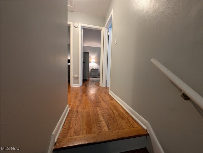 Building Photo - 1494 Hilton Dr