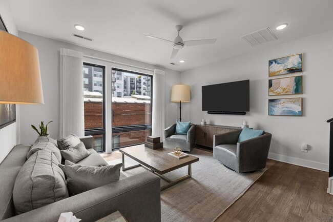 Building Photo - 1207 Minter Pl