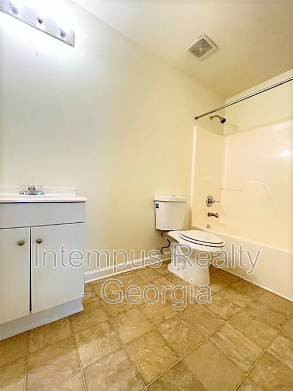 Building Photo - 4389 Persian Ct SW