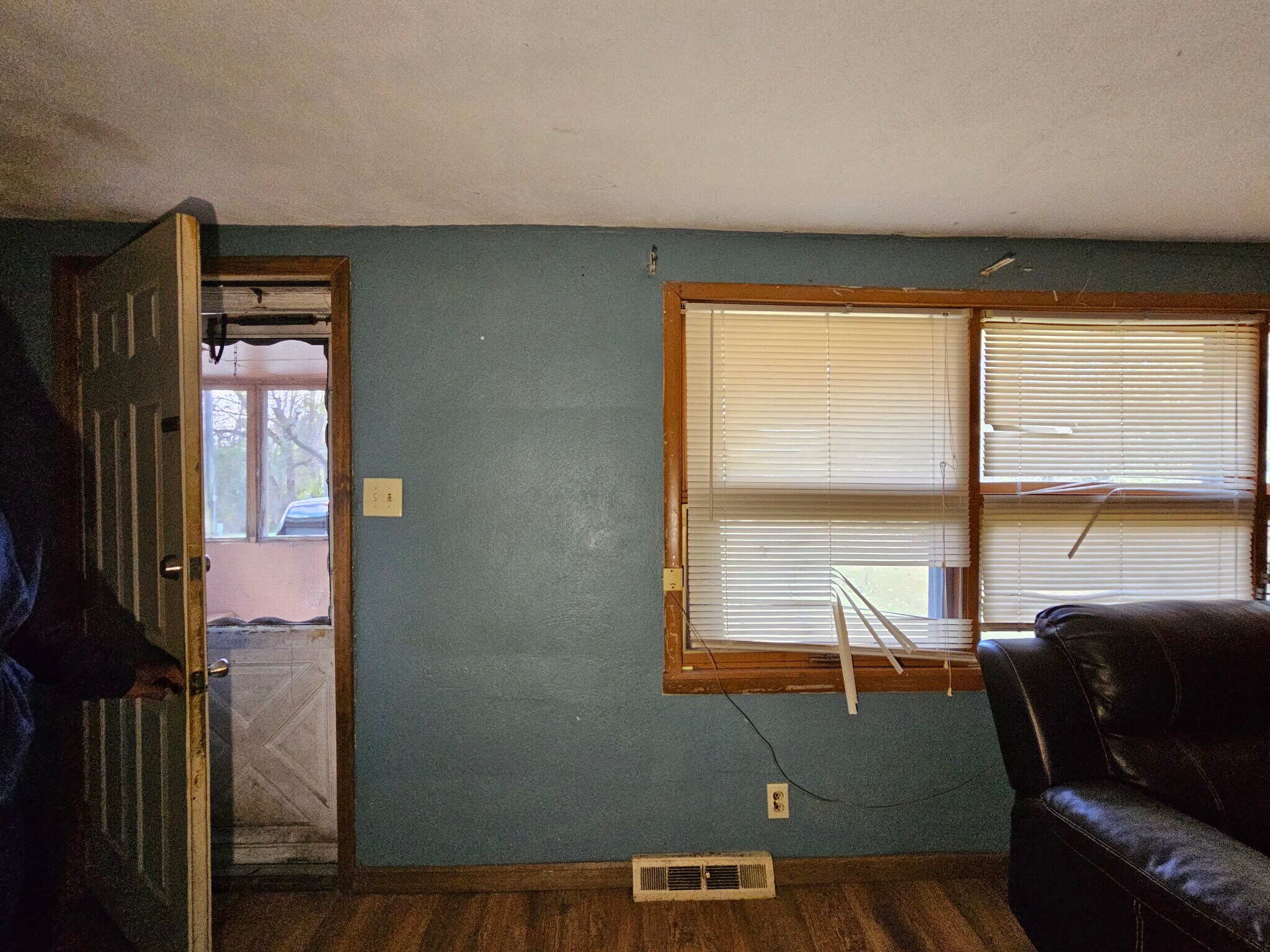 Building Photo - 1611 Mousette Ln