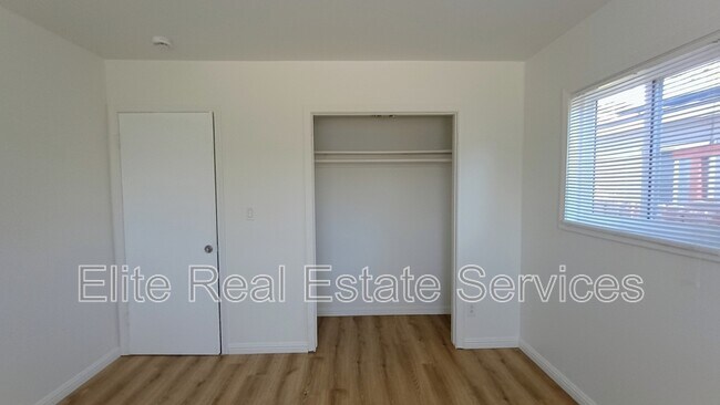 Building Photo - 5130 Savannah St