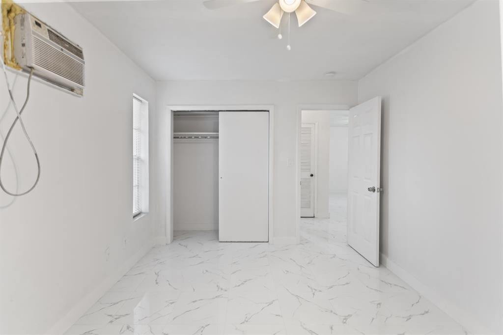 Building Photo - 804 NW 2nd Ave