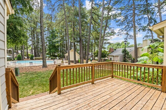 Building Photo - 5624 Darrow Dr