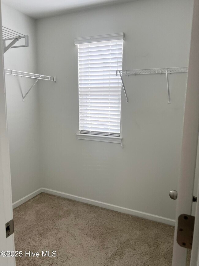 Building Photo - 7308 Chipley Dr