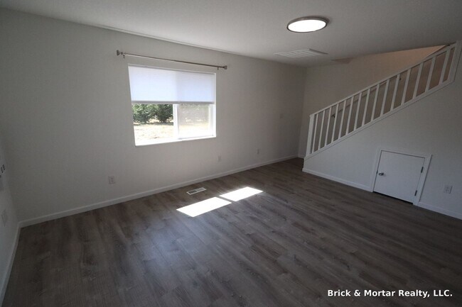 Building Photo - 9384 Golf Club Rd SE