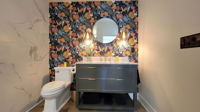 Building Photo - Station House Suite B is a stunning 2 bedr...