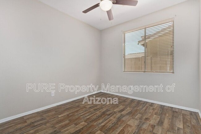 Building Photo - 1710 S 159th Ave