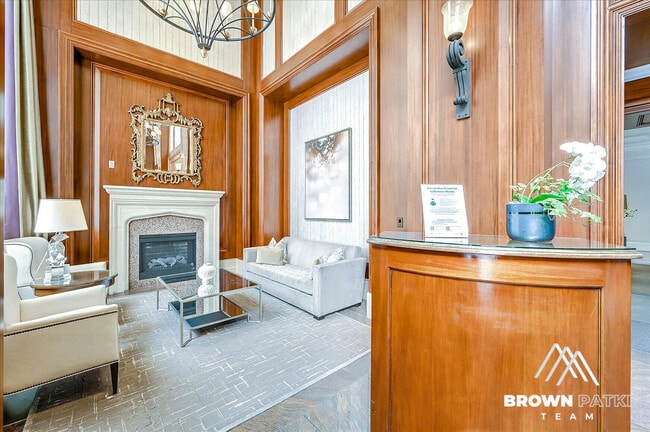 Building Photo - 690 Market St