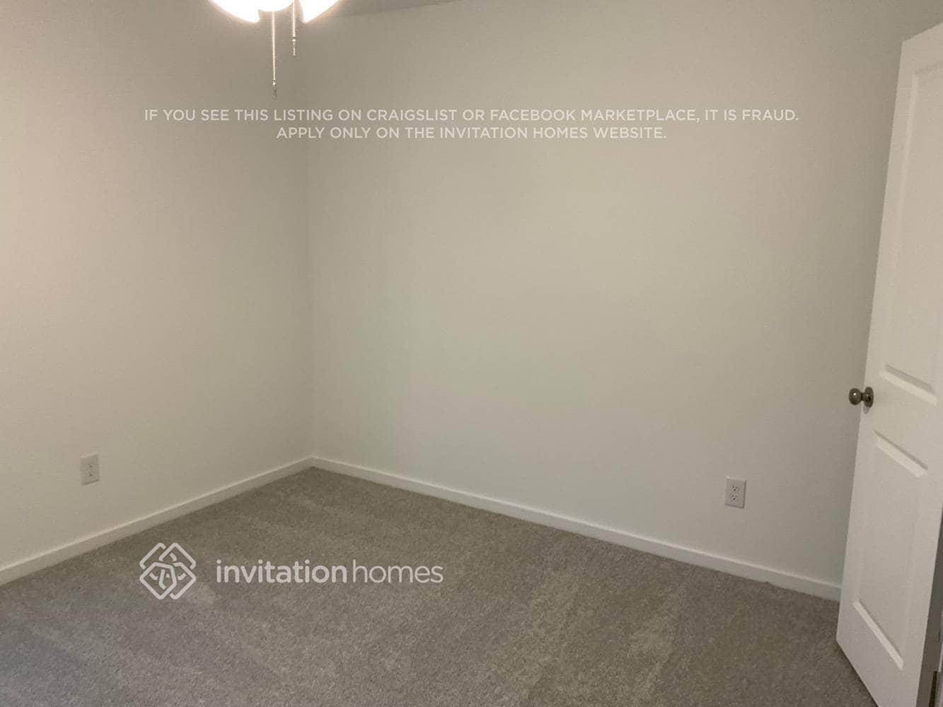 Building Photo - 923 Carrick Dr