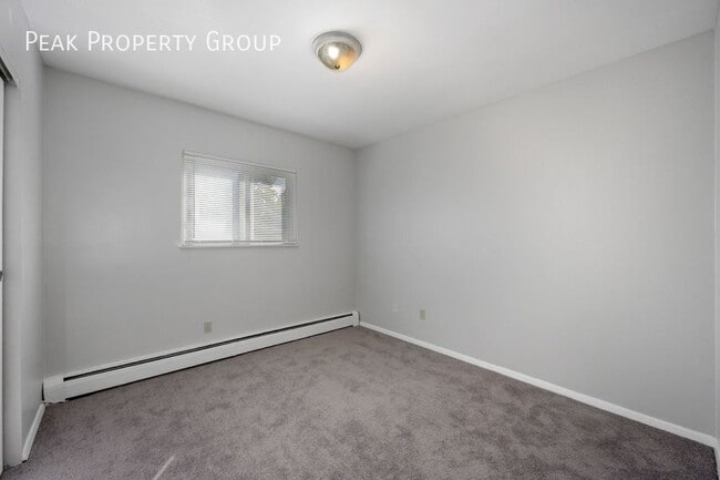 Building Photo - Welcome to 3505 Telford Street