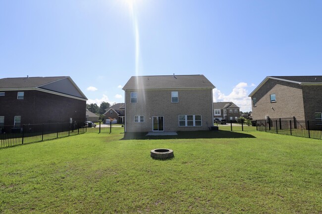 Building Photo - 500 Kittiwake Ln
