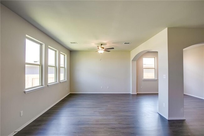 Building Photo - 349 Horsemint Way