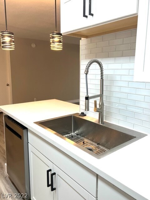 Building Photo - 2200 S Fort Apache Rd