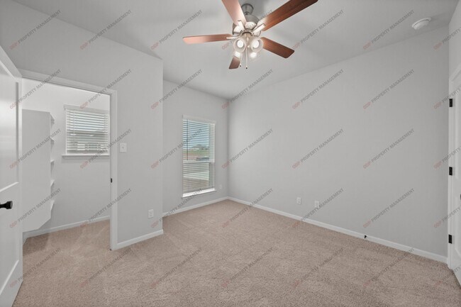 Building Photo - 2034 Zabcikville Dr