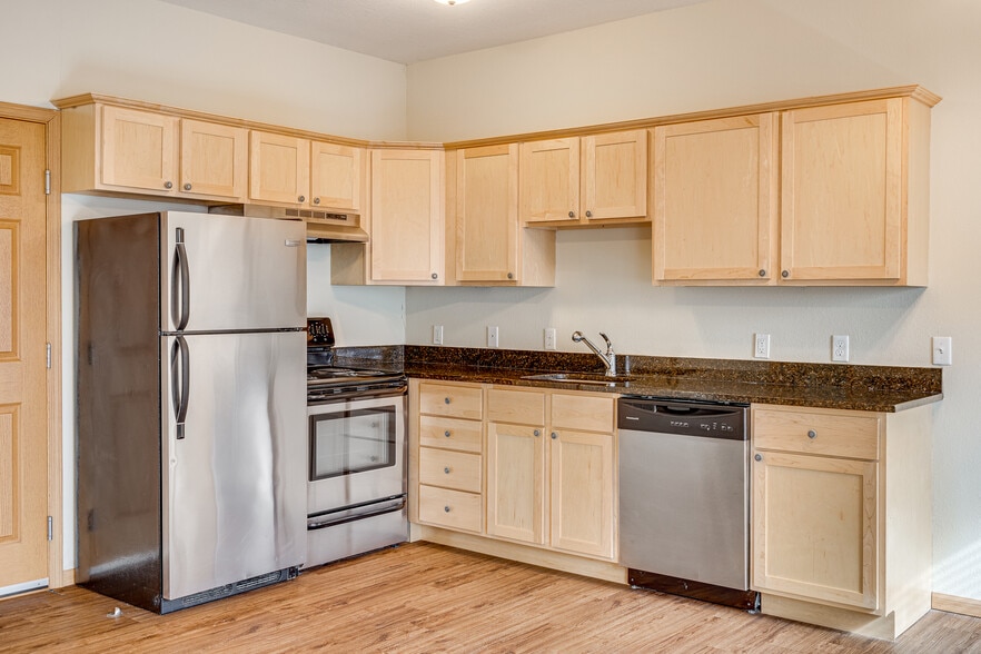 St. Apartments 137 E 17th St Minneapolis MN 55403 Apartment