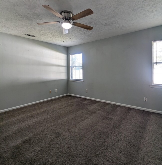 Building Photo - 8031 Resin Rd