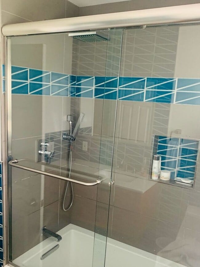 Building Photo - Charming 3-bedroom, 2-bathroom