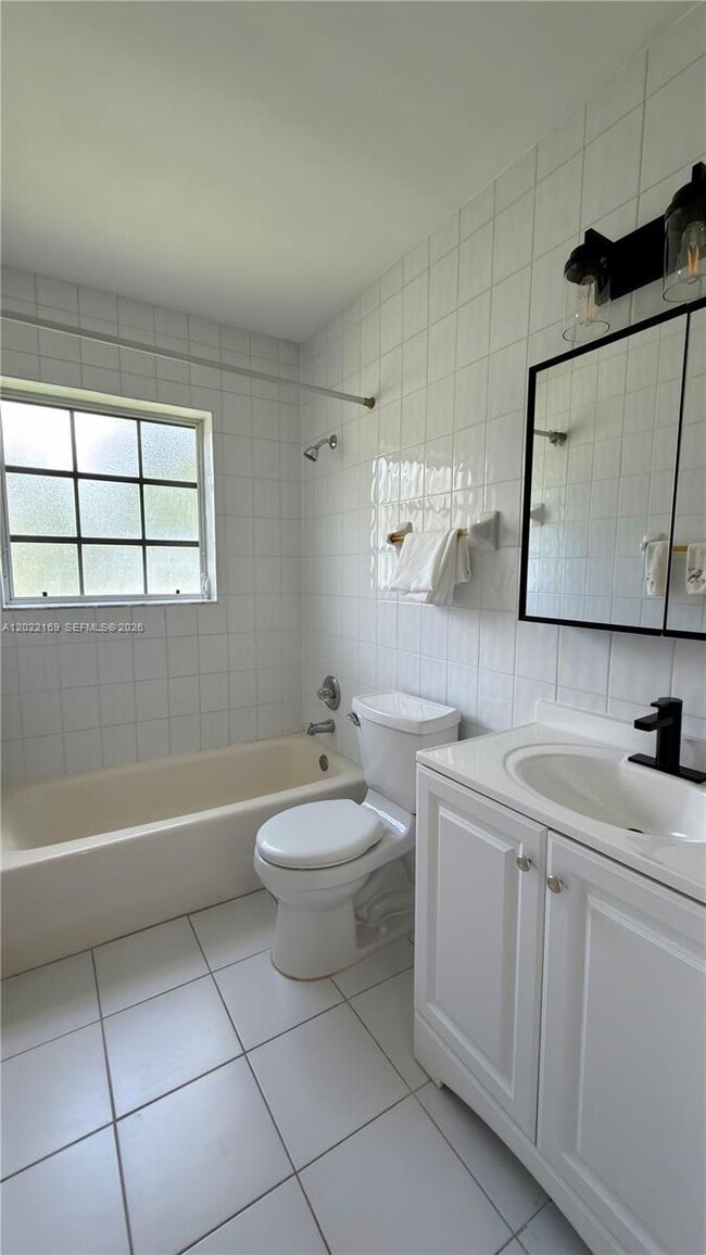 Building Photo - 7700 SW 52nd Ct
