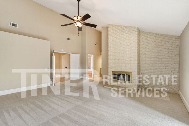 Building Photo - 1920 Gold Nugget Pl