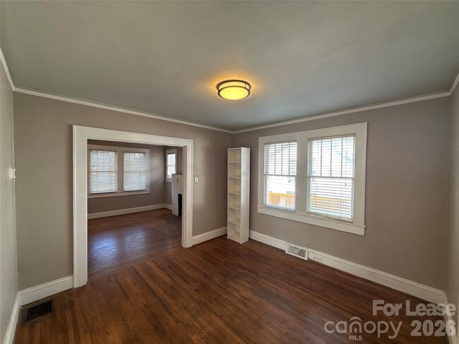 Building Photo - 1624 Club Rd