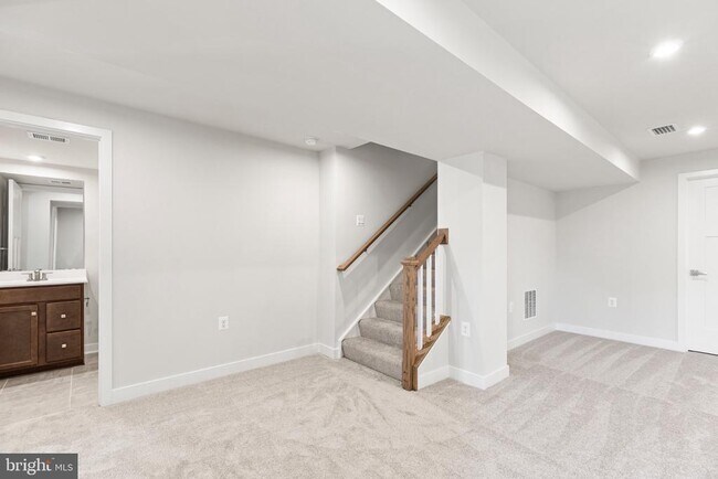 Building Photo - 4319 Southerby Dr