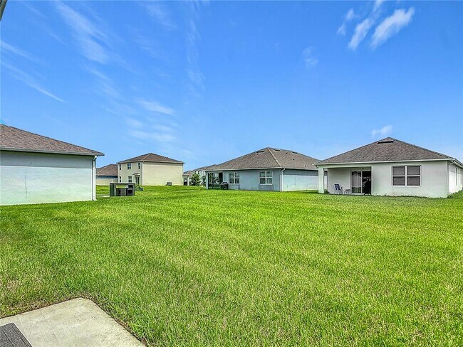 Building Photo - 3975 Silverstream Terrace