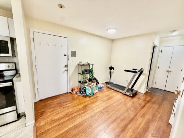 Building Photo - 260 Mt Auburn St