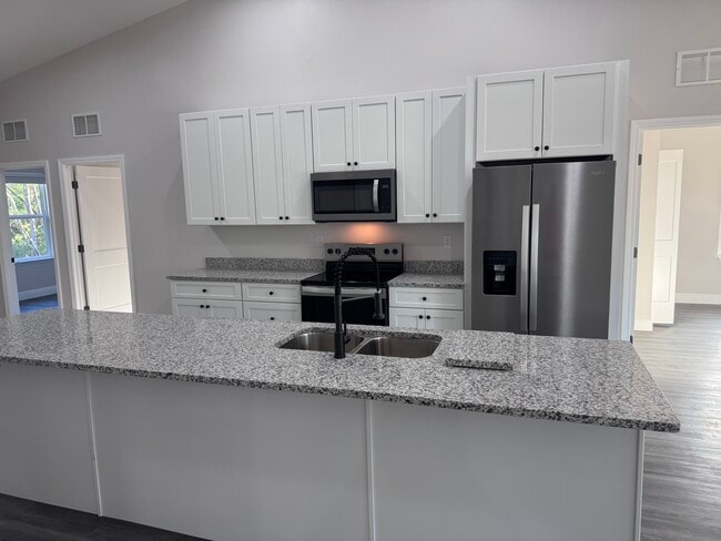 Building Photo - 3715 SW 176th St