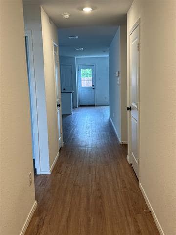 Building Photo - 5808 Cherry Holw Wy