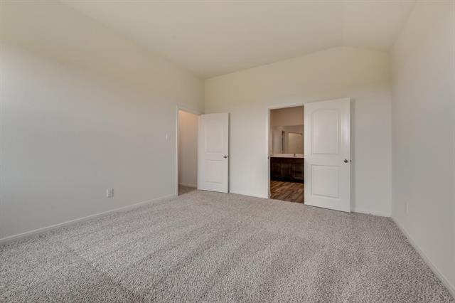 Building Photo - 833 Serena Dr