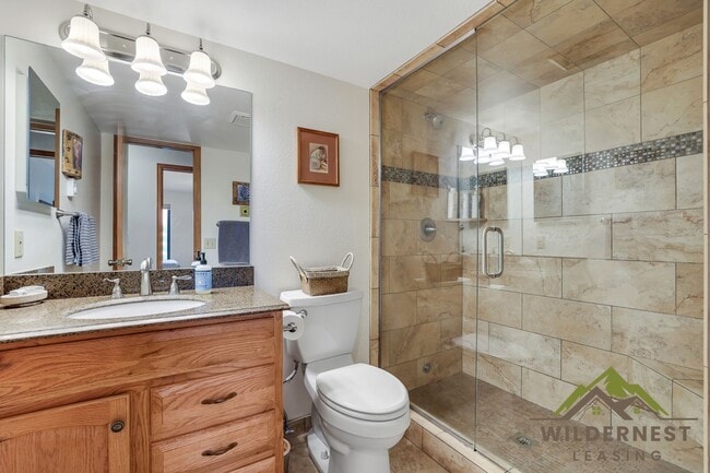 Building Photo - WINTER RENTAL 2 Bedroom/2 Bath, New Furniture, Private Laundry