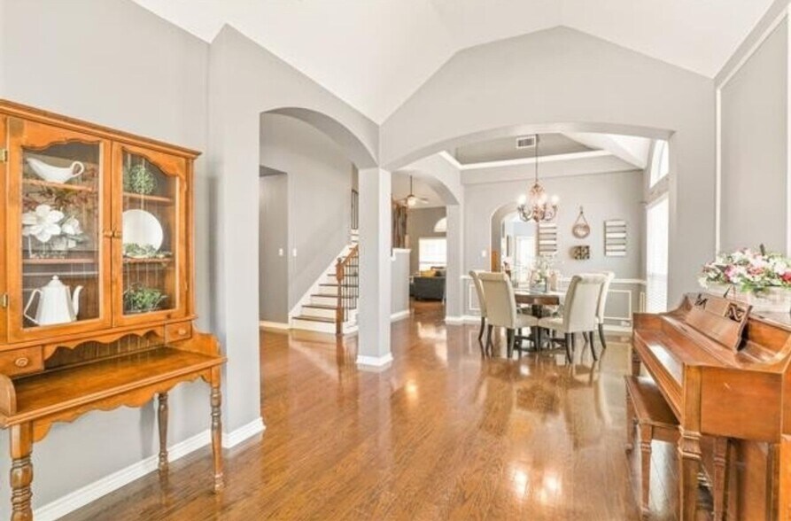 Building Photo - 4960 Obrien Way