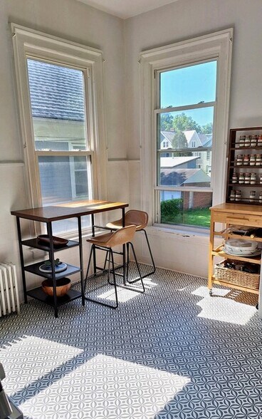 Kitchen - 142 Edwards St