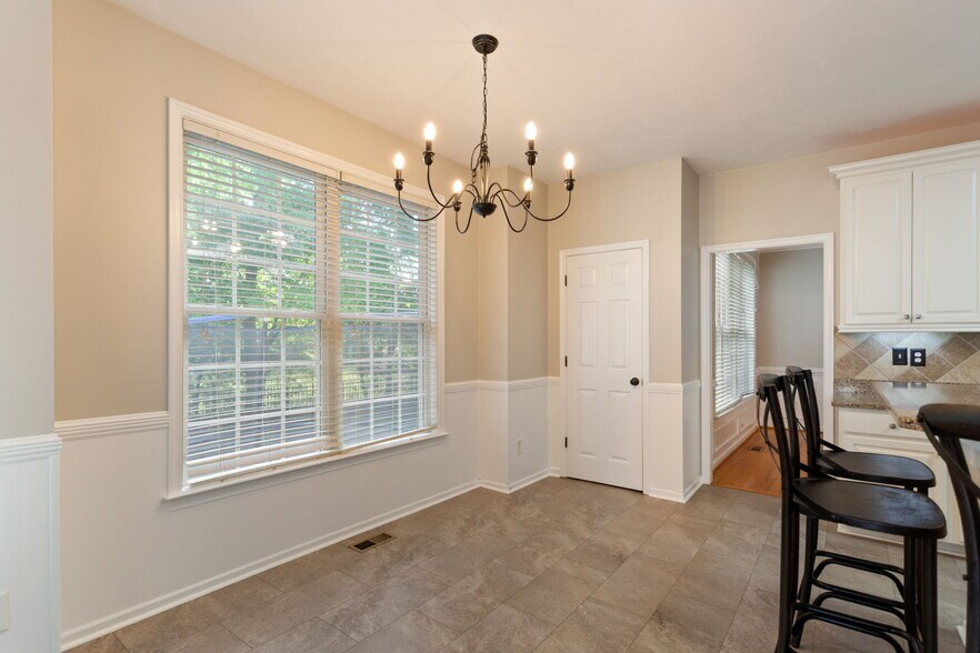 Building Photo - 22301 Tradewinds Dr